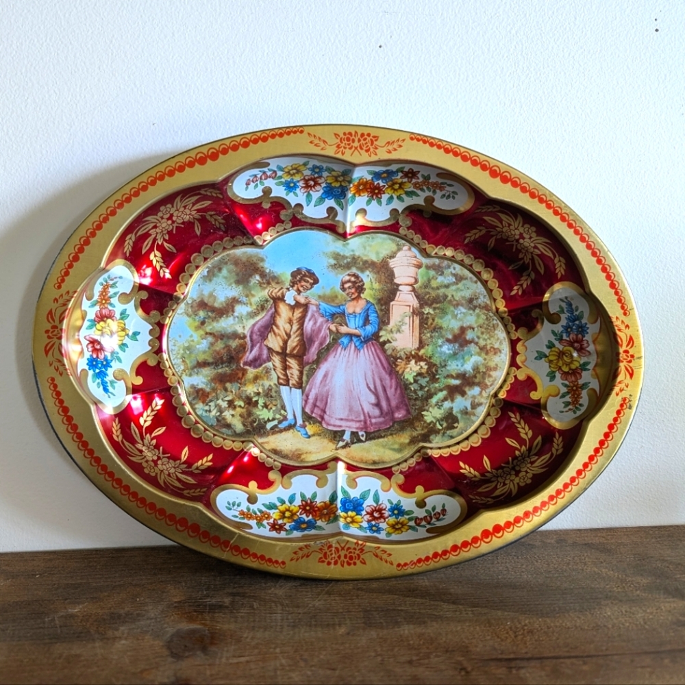 Vintage Daher England Victorian Courting Couple Metal Serving Tray Vintage